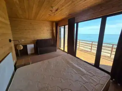 Rich - sandy beach - 1