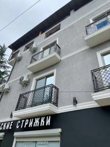 7 Street - 49