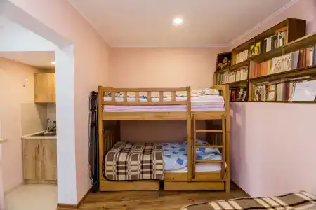 Anzori House - 2