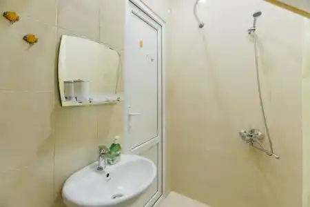 Anzori House - 4