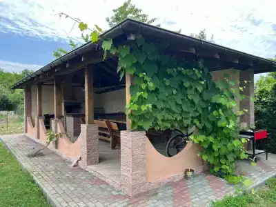 Абовяна, 44Б - 8