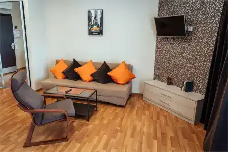 Премьер - 21