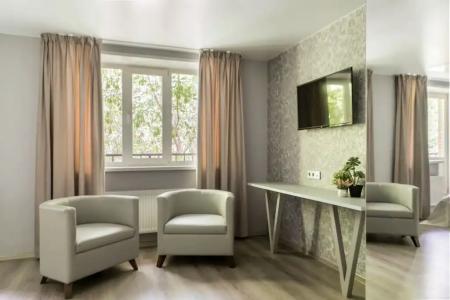 Room 12 - 45