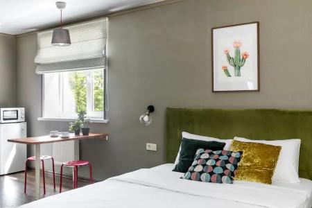 Room 12 - 43