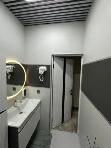 Гранд Плаза - 49