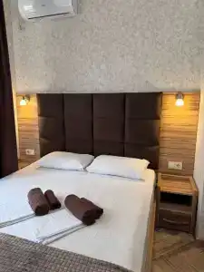 Melissa Premium - 18