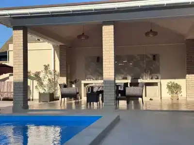 Vivanta - 3