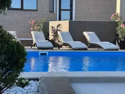 Vivanta - 5