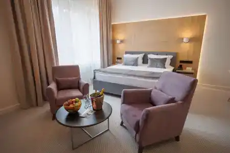 Garden and Spa - 33