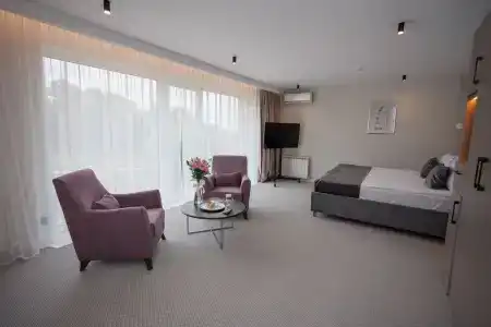 Garden and Spa - 36