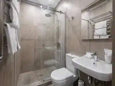 KA Royal Hotel - 15