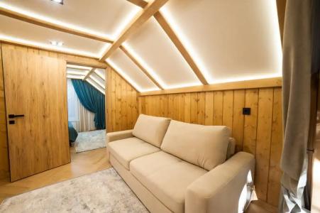 Green Forest - 110