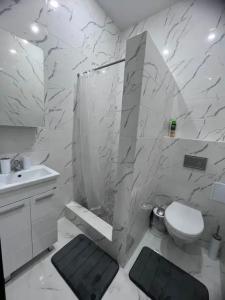 Гостиный двор - 12