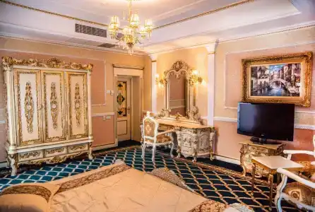 Гранд Палас - 110