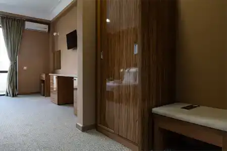 Грейс Фаорс - 23