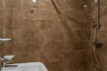 Грейс Фаорс - 27