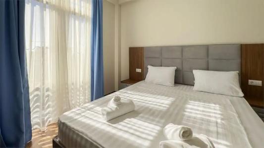 Грейс Бриз - 50