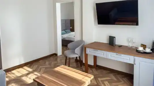 Грейс Бриз - 60