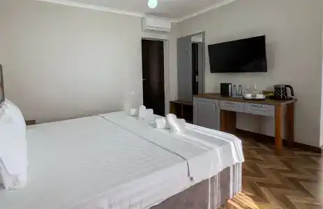 Грейс Бриз - 83