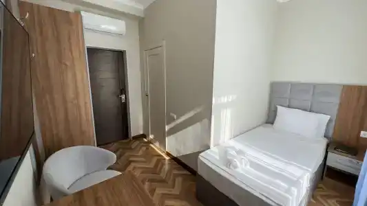 Грейс Бриз - 91