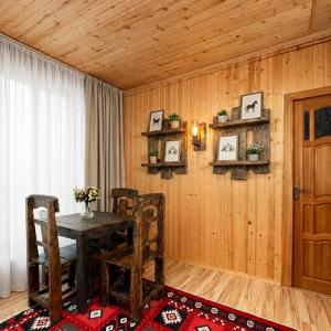 Hayat-Haus - 127