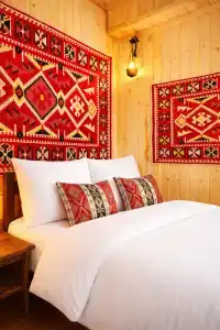 Hayat-Haus - 132