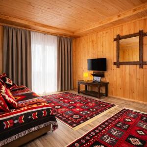 Hayat-Haus - 135