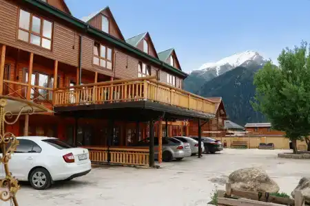 Hayat-Haus - 168