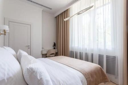 Grand Royal Residences - 210