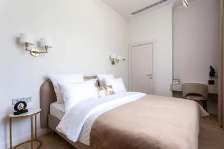 Grand Royal Residences - 208