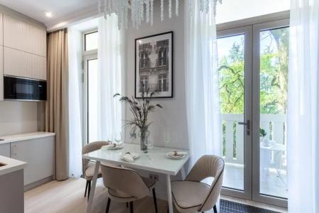 Grand Royal Residences - 225