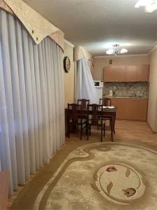 Дом иностранных специалистов - 75