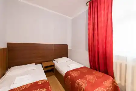 Азалия на Московской - 121