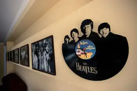 Yellow Submarine - 5