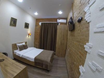 Галерея - 102