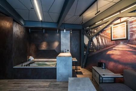 Kamarooms Business & Spa - 57