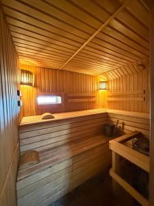 Два Бусла - 16