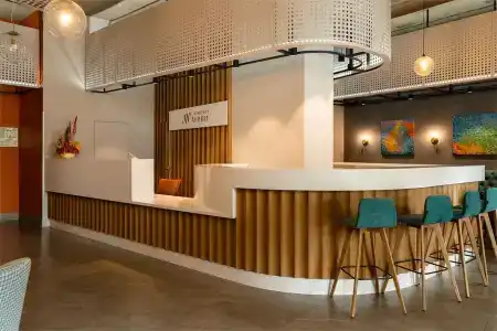 Kirovsky Avenir - 175