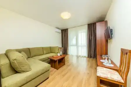 Ла Мелия - 69