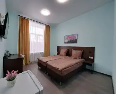 -Холл - 68