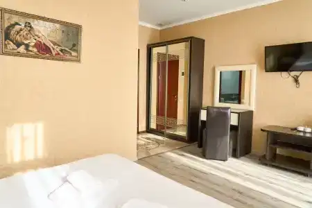 Pano Castro - 102