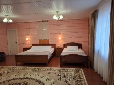 Шевченко 28 - 78