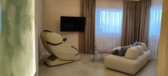 Kamarooms Business & Spa - 83