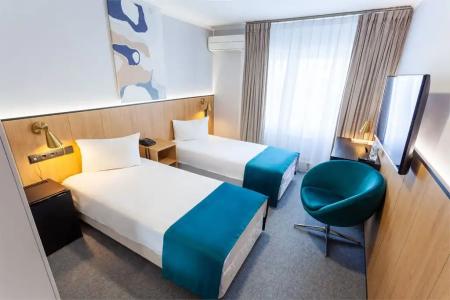 Интурист - 105