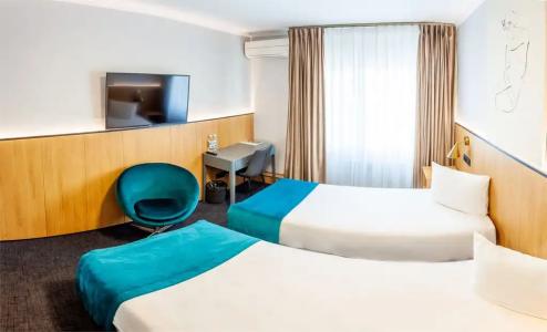 Интурист - 106