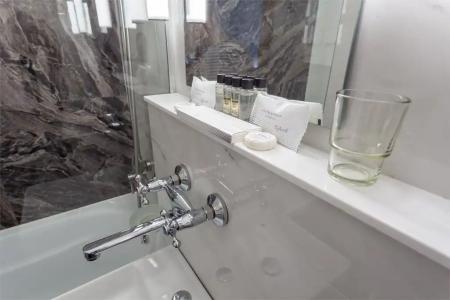 Интурист - 108