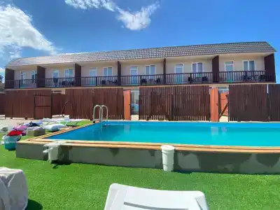 Золотые пески - 76