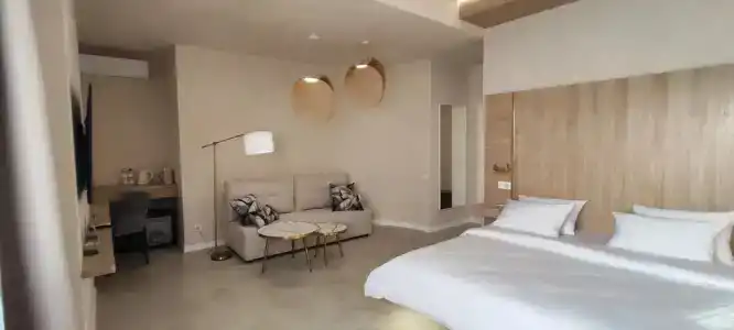 Kamarooms Business & Spa - 94
