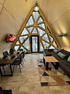 Робинзон - Eco Village - 101