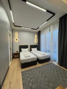 Tong Marina - 17